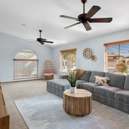 "We had the best time at Jackie’s place! It was just as the description said. Very roomy and peaceful! We felt right at home! I give it a 10/10!!"
