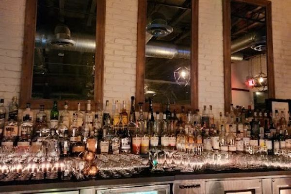 craft food + drinks + seriously best burger in uptown