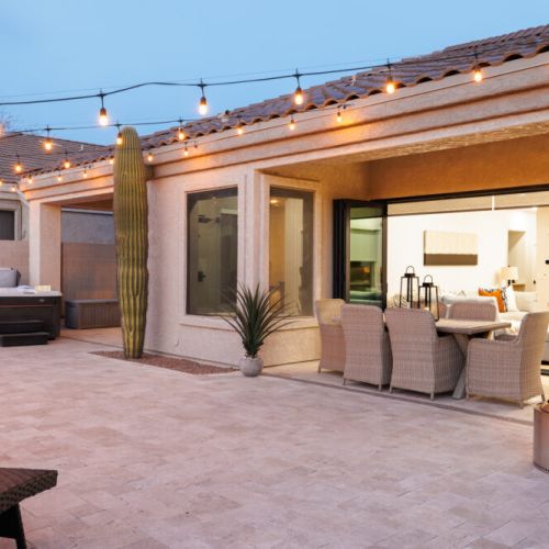 "The house was squeaky clean, comfortable and a short drive to many restaurants. Jackie was a fantastic host. My husband and I highly recommend this listing." -Leilani