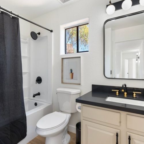 Bathroom with tub/shower combo