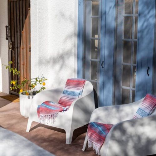 "Fast to respond and keen to ensure our stay was excellent. I would highly recommend this spot if you find yourself in PHX. Close proximity to Japanese Gardens and walking park, restaurants and cafes just a walk away in the mornings."
-Chris