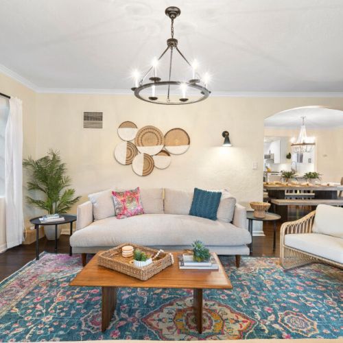 This unique getaway offers you premium mattresses, cozy couches, and even a secluded getaway for the young ones.