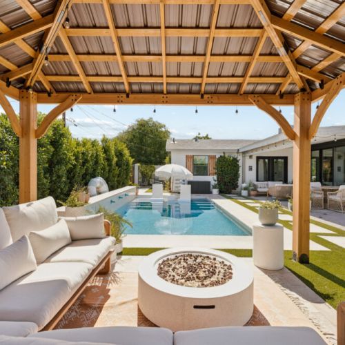 This could be your morning coffee spot!