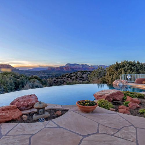 Infinity pool and The Cockscomb in the distance.