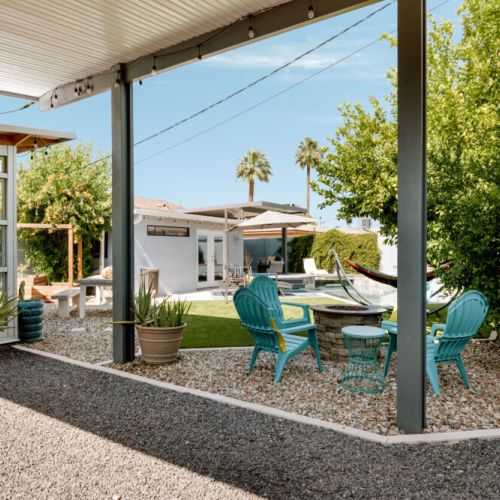 Your private slice of paradise just minutes from Old Town's best restaurants and nightlife.