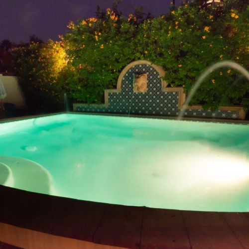 Extend your evening into dusk with patio and pool lights.