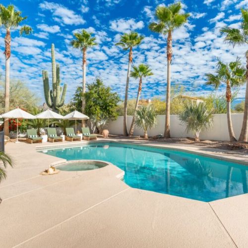 "I loved being able to do yoga outside with a view of the sunrise, mountains, surrounding desert flora, while listening to the birds; truly peaceful."