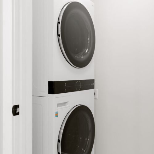 Upstairs washer/dryer off the master bathroom