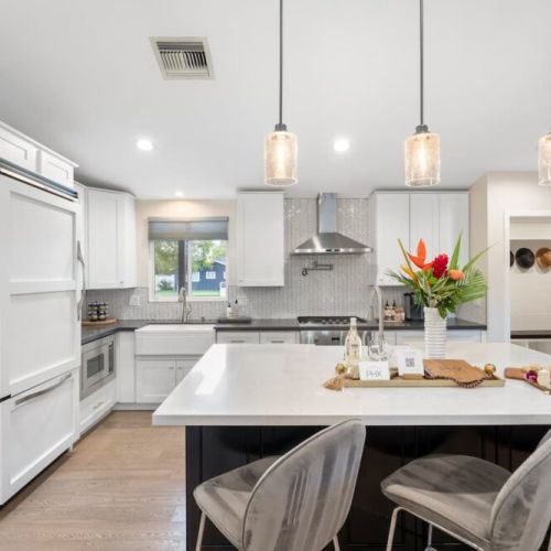 "Great stay for anyone looking to take advantage of Scottsdale hotspots! Beautiful home and very spacious."