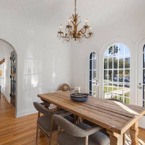 Open the side doors and enjoy the breeze