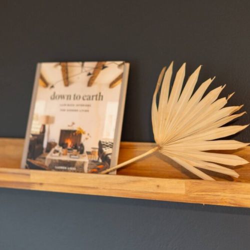 Minimal and neutral organic desert design