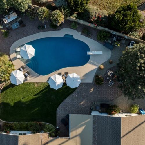 Relax and enjoy yourself in our dreamy backyard!