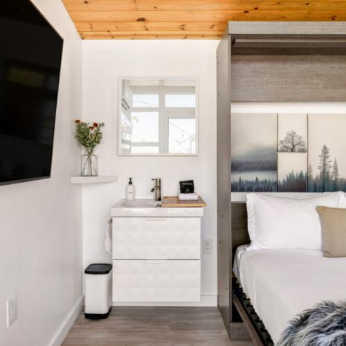 Bedroom 5, Luxury casita, bright, cozy and sophisticated.