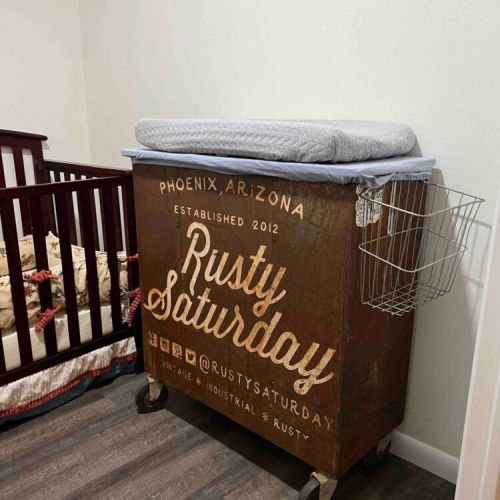 Changing table with full size crib in Master