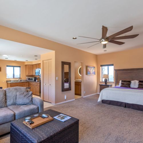 King bed + luxury linens