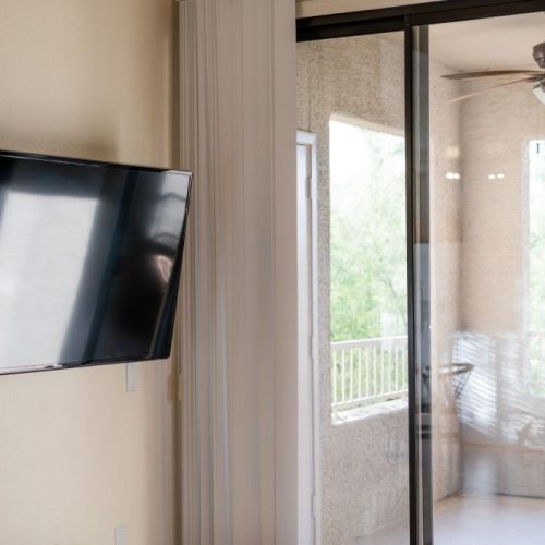 Family room Smart TV for all your apps