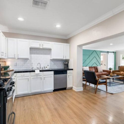 "One of my favorite rentals i’ve been to over the past few years. Jackie made this experience extremely smooth and stress-free. This estate is beautiful and I wouldn’t change a thing. "