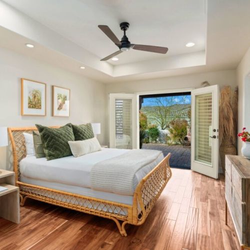 Ensuite with it's own private patio