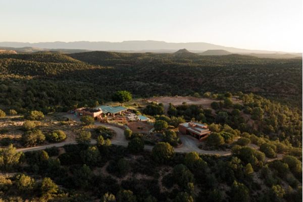 Exclusive Sedona Views: Infinity Pool & Spa