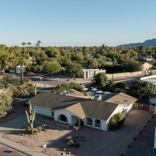 "Great neighborhood with a park close by with walking distance and easy to get to other areas of Scottsdale."