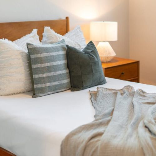 "Extremely comfortable, beautiful home, great hosts"