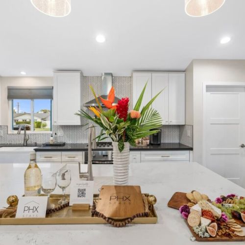 Luxury at its finest in the heart of Arcadia, minutes to Old Town Scottsdale.