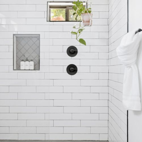 Eco-friendly products available to every guest- shampoo, conditioner  + bodywash