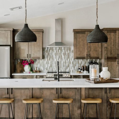 Dine out or make your own meals with this chef's kitchen