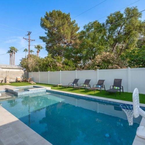 Heated pool with spa and lots of outdoor games.