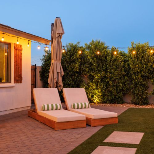 Outdoor seating at it's finest!
