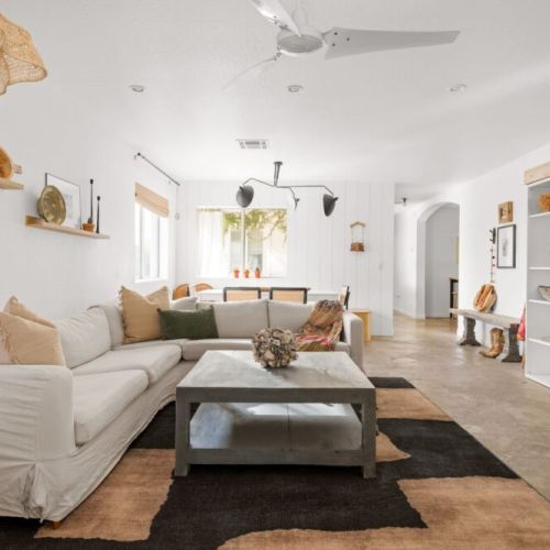 Second time booking this same rental and with the same host.  Amazing home!